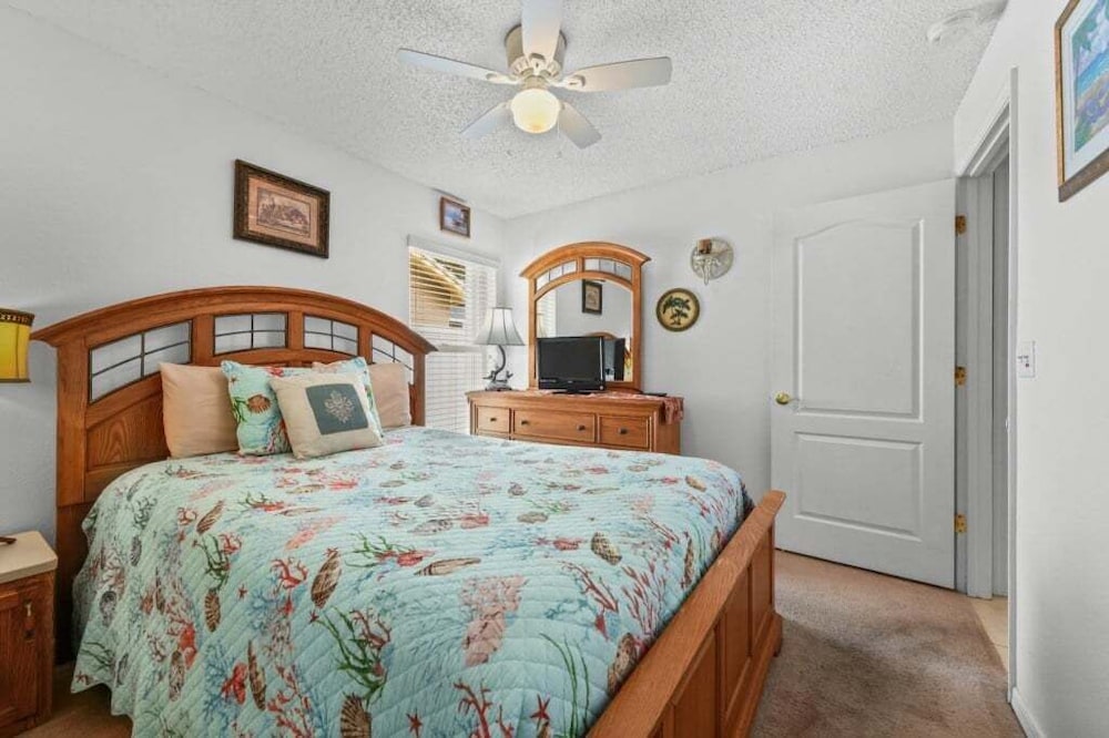Cozy 3br Home W/ Private Pool Near Disney 3 Bedroom Villa