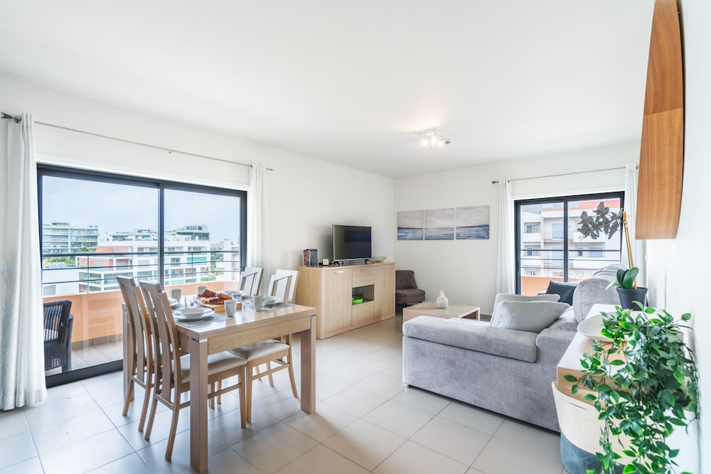 Praia DA Rocha Ocean View by Homing