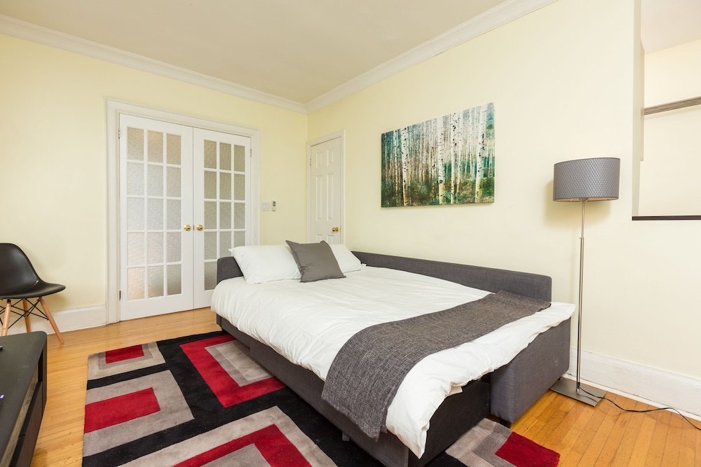 Applewood Suites - 2 BDRM Annex Loft - Image 5