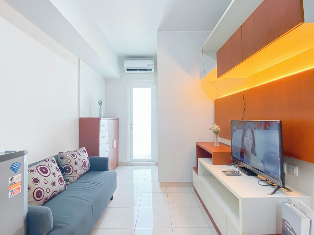 Good And Comfy 2Br At Springlake Summarecon Bekasi Apartment