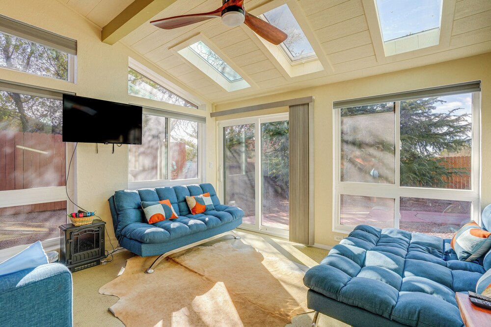 Panoramic Red Rock Views & Hot Tub: Sedona Retreat