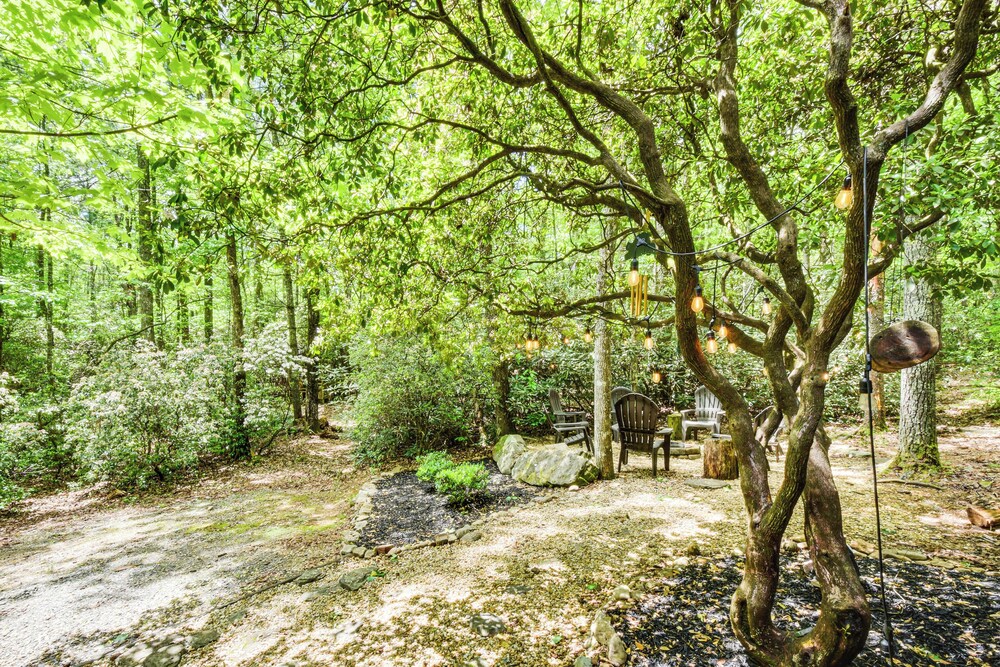 5 Mi to Unicoi State Park & Lake: Hot Tub Haven!