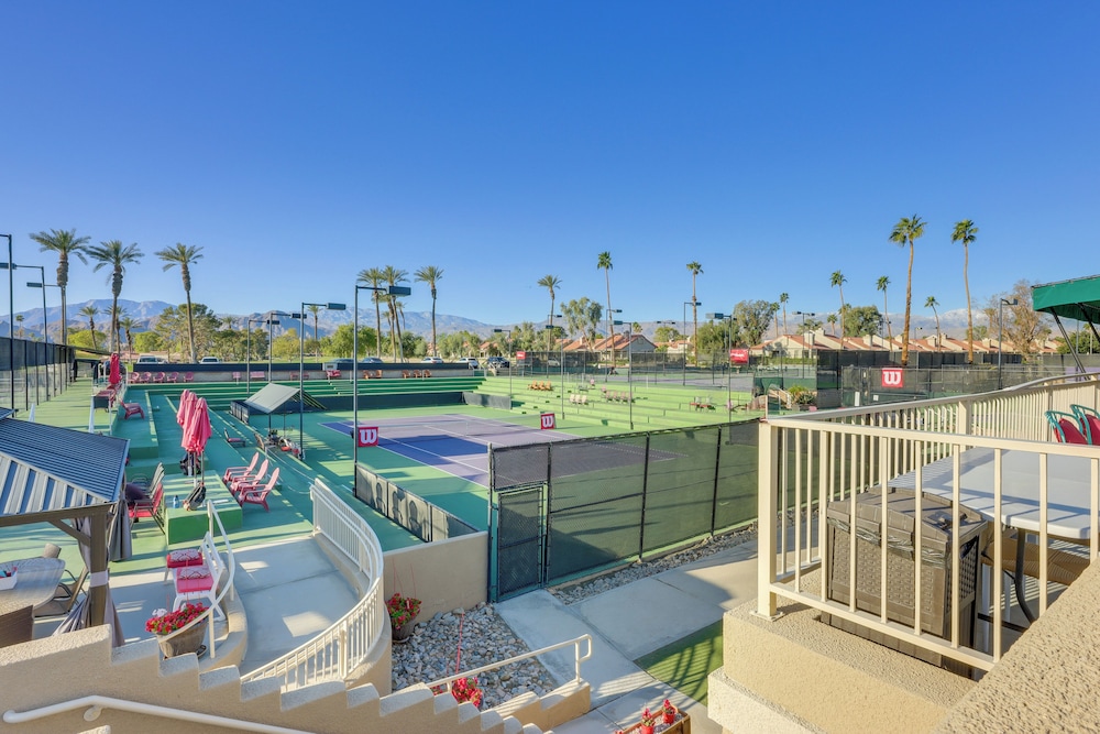 Spacious Condo w/ Mtn Views in Palm Desert!