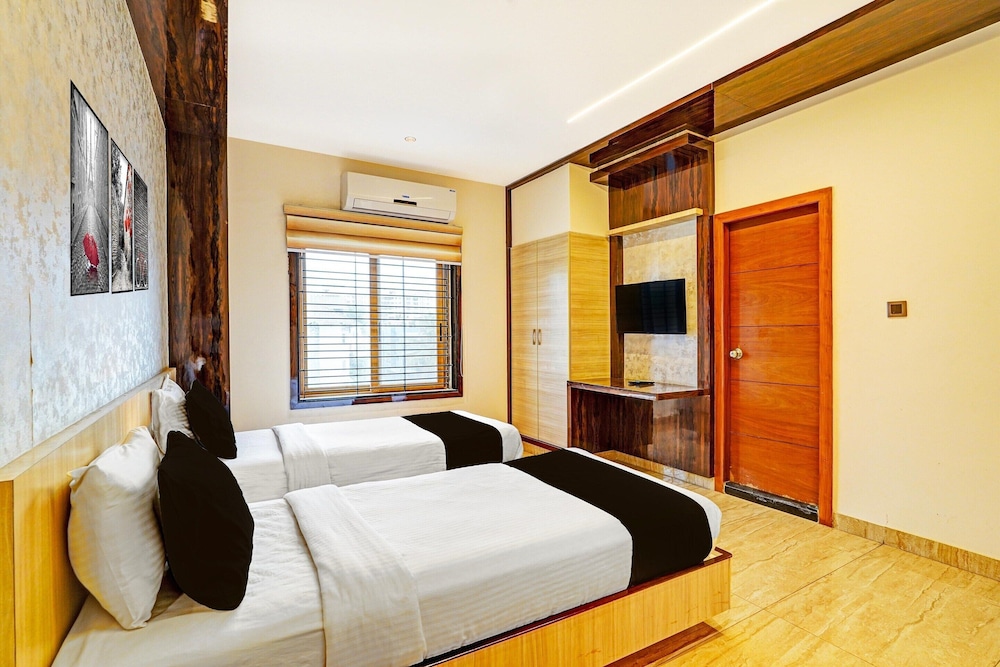 Super Townhouse Indiranagar