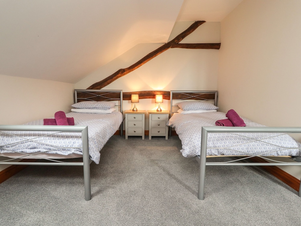 Ingleborough Barn