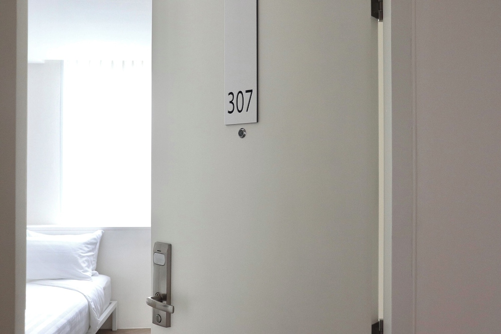 ResT Bangkok Poshtel
