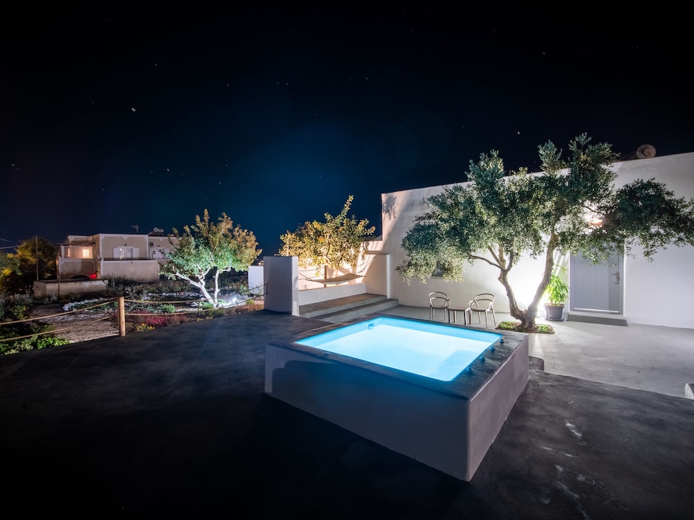 Majestic Sky Luxury Suites photo 2