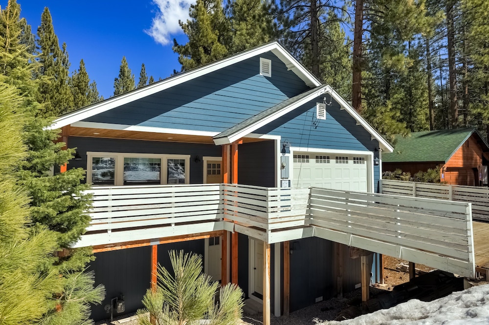 Amachen Cabin - Pet & Family Friendly - Woof Woof! view 5