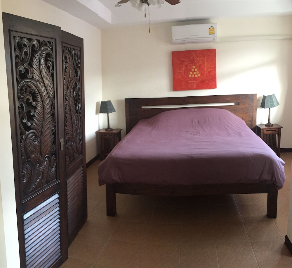 Thai Mueang Vacations - Merlin Plaza Apartments - Property Image 5