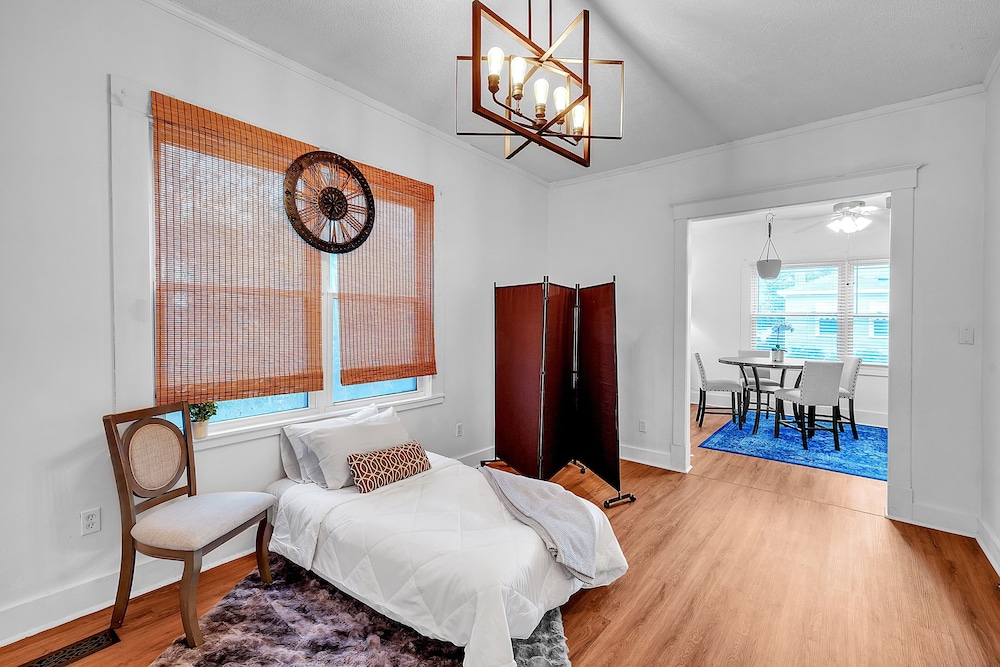 C.a.l.m. Cottage At The Last Mile 2 Bedroom Home