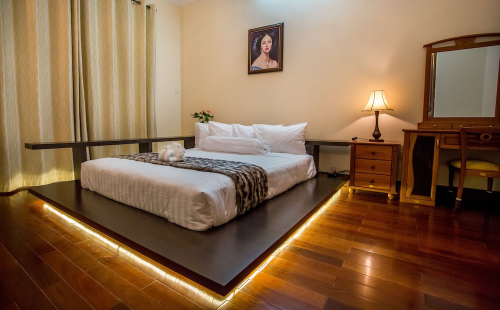 MH Villa
