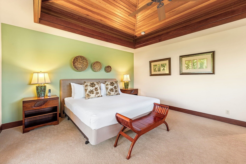 Family-friendly & Romantic Getaway - Beach Club Access- Vrkcv