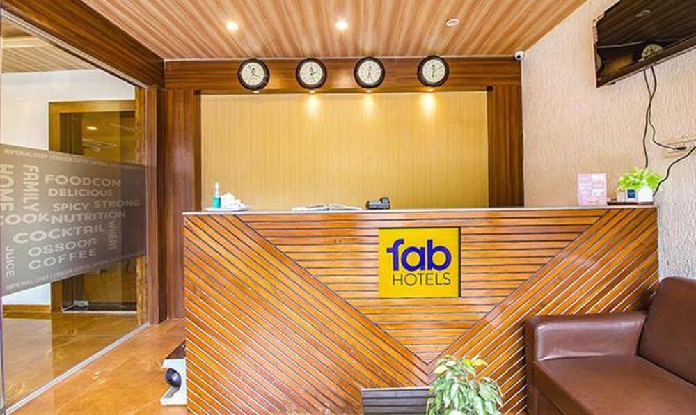 Lobby & Reception