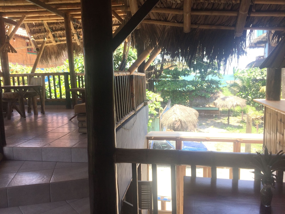 La Facha Hostel Restaurant Surf