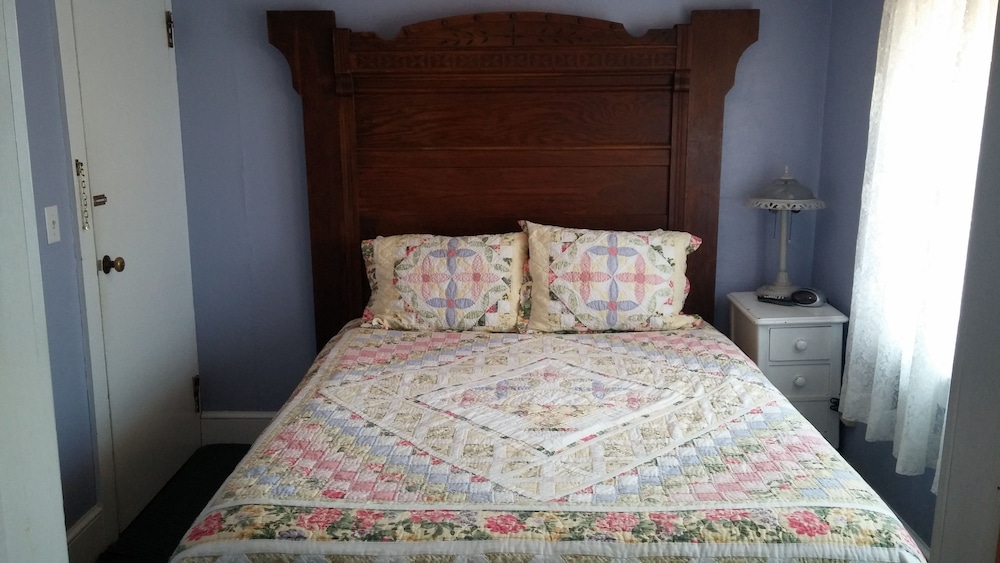 Island Guest House B&B