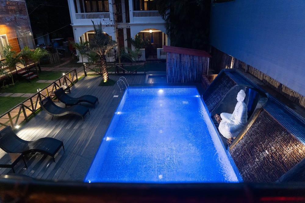 Tranquillo By The Beach - Luxury Wooden