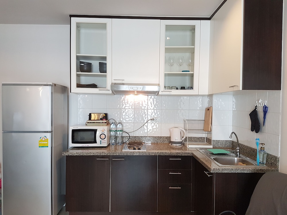 14 Place Sukhumvit Suites - SHA Plus