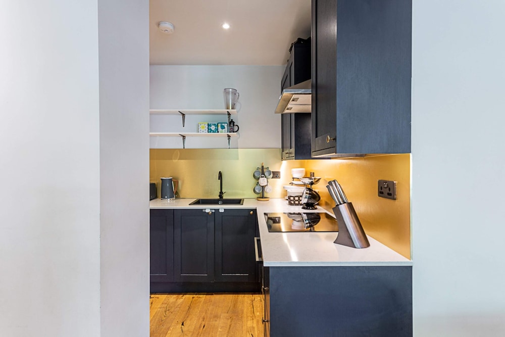 Stunning Modern Apartment in the Heart of Holborn