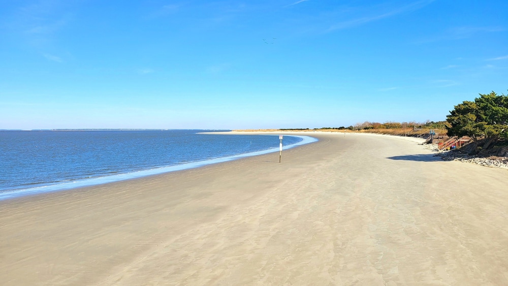 Beach Racquet by Tybee Vacation Rentals