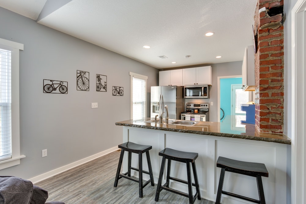 Charming Missouri Home < 1 Mi to Katy Trail!