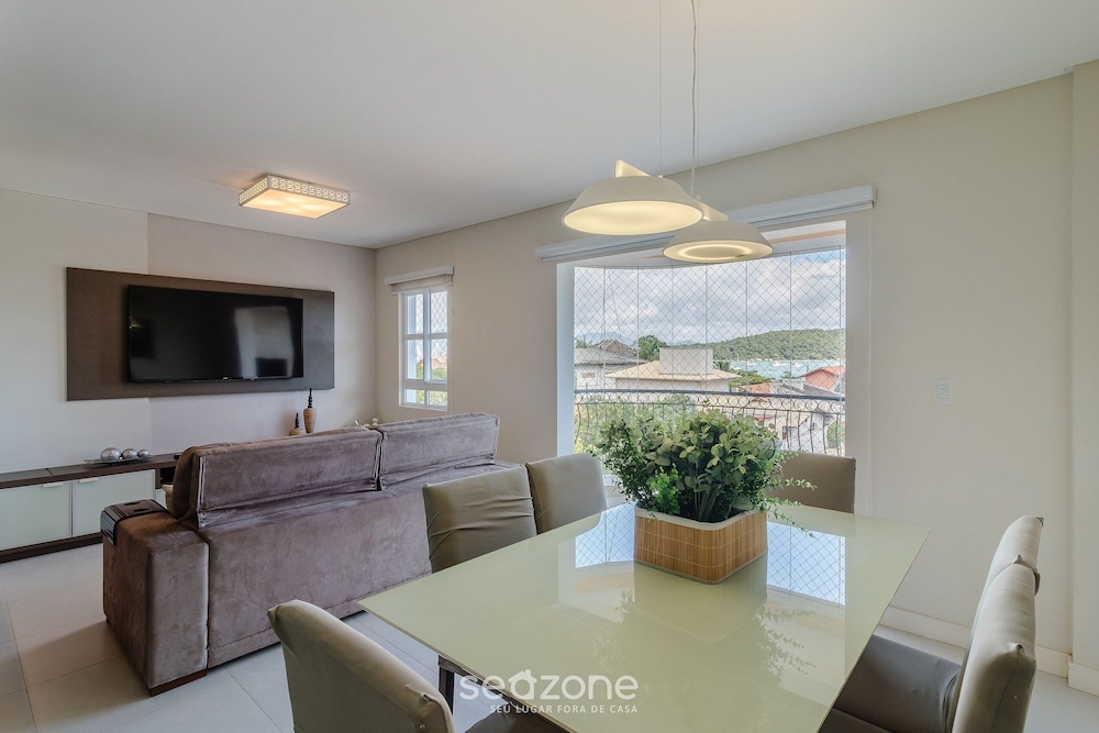 Apt w/ BBQ & View, 130m From Beach Rsd0202