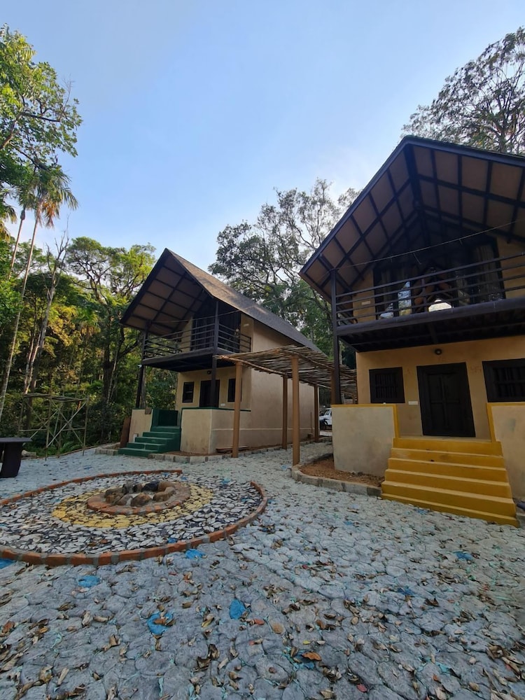 KaatiKaadu