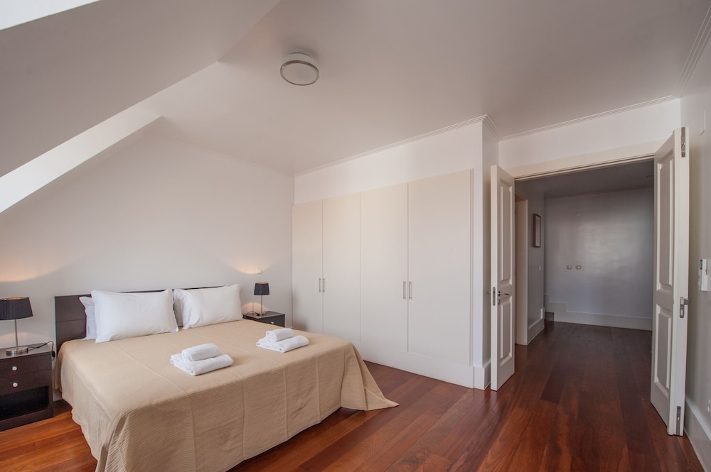 Chiado Apartments