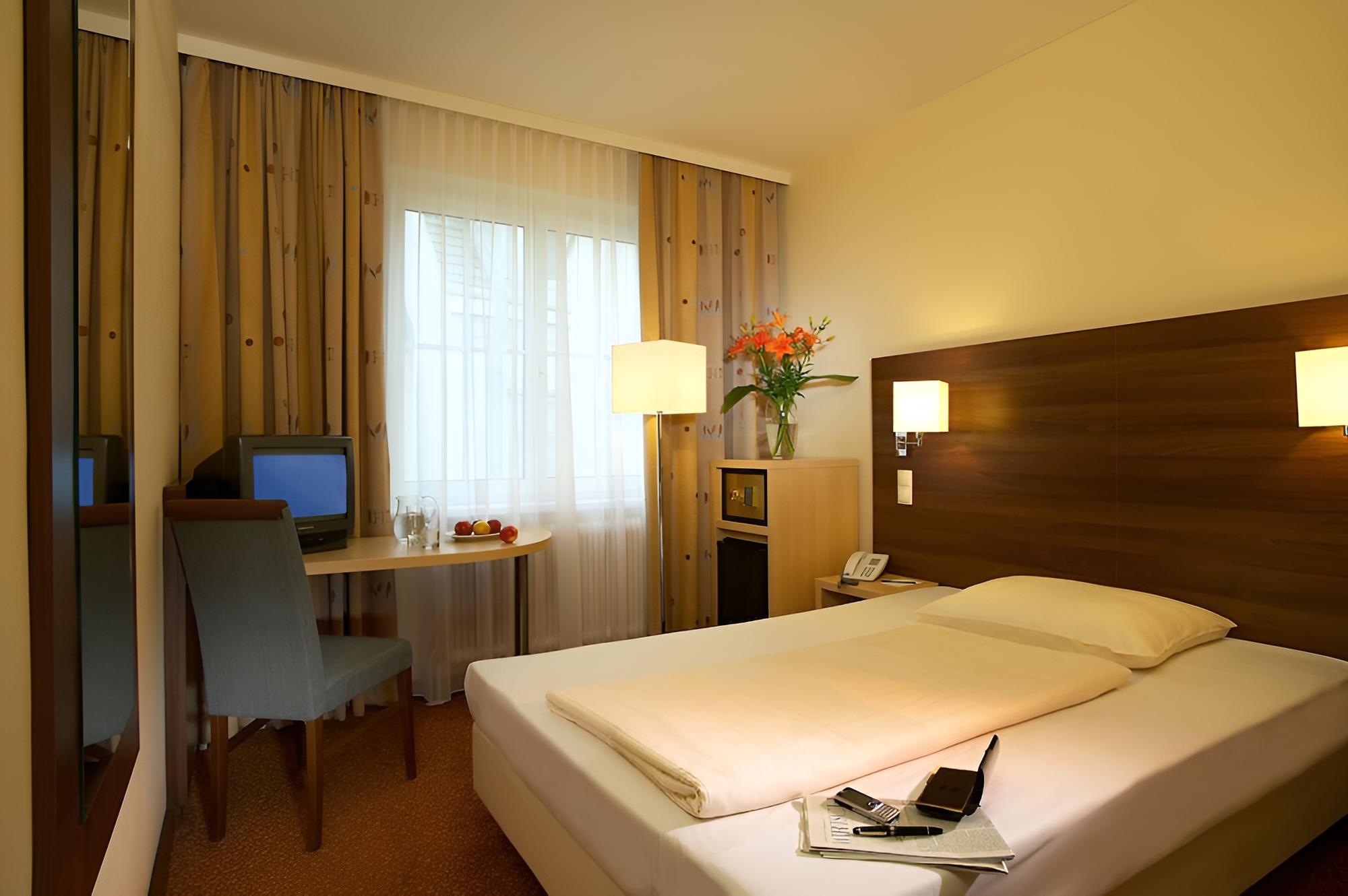 Hotel Alpha