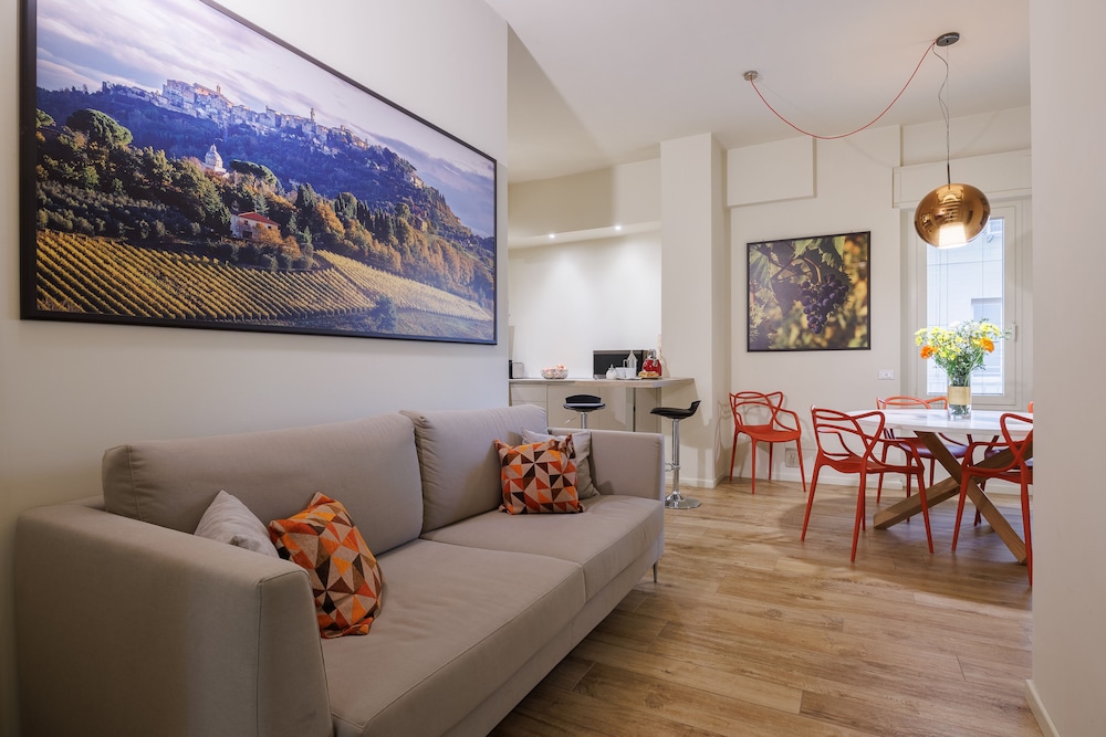 Betty Florence Charming Modern Apartment