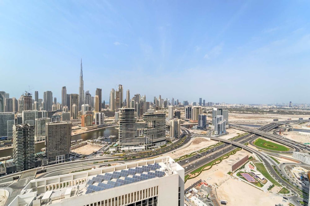 Amazing 2BR in Business Bay With Full Burj View