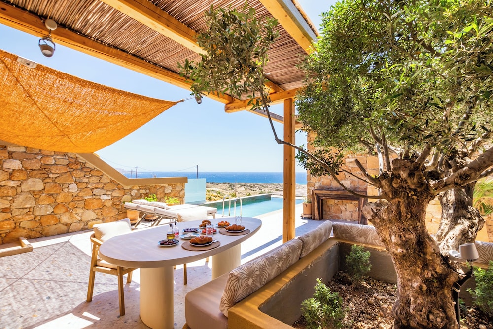 Vala Luxury Villa B