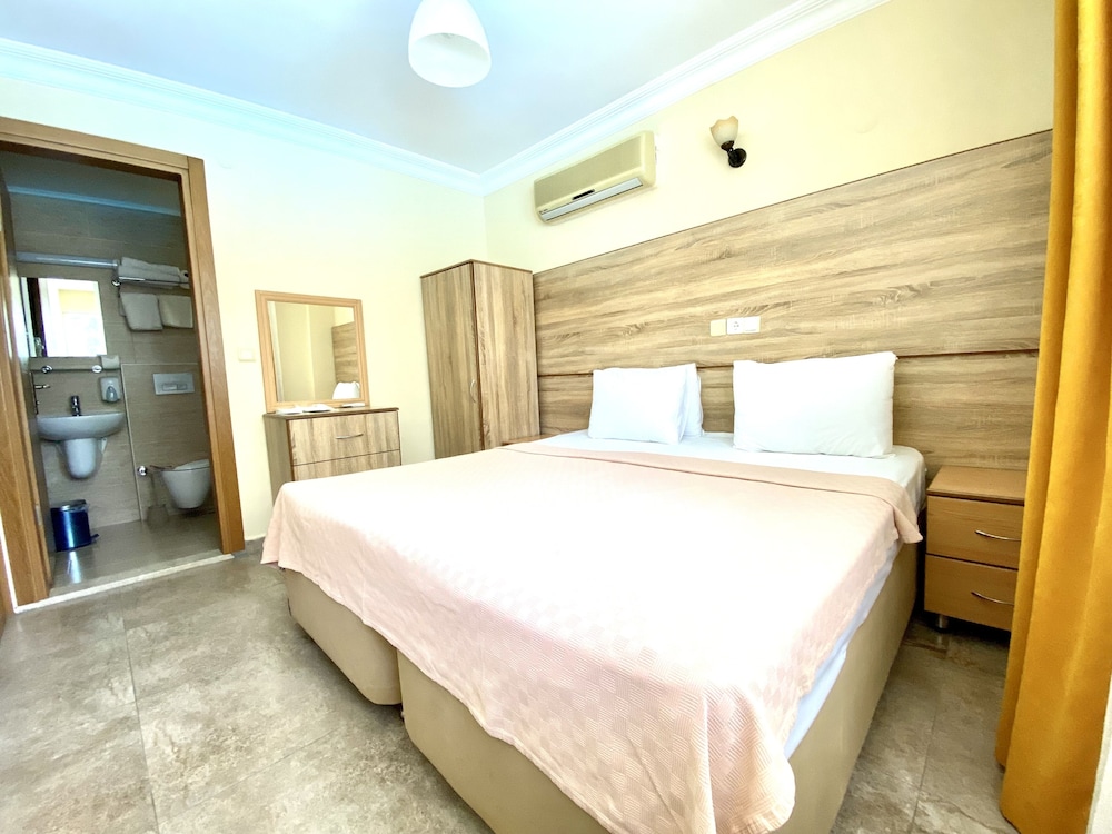 Ten Apart Hotel - Image 31