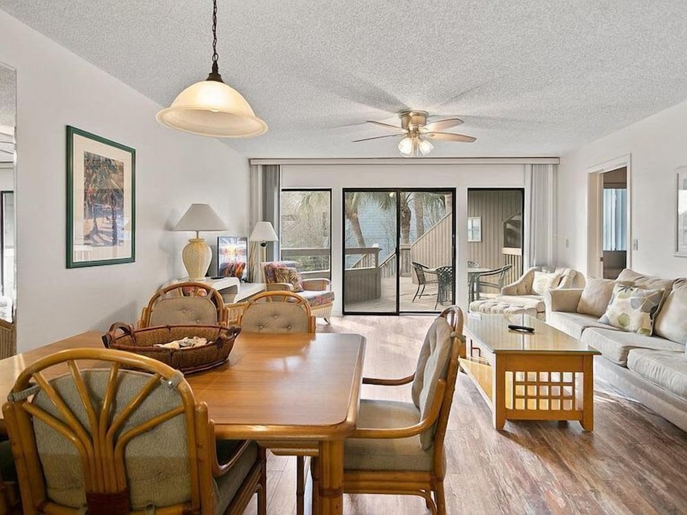 Unwind at St Augustine's Beachfront Oasis