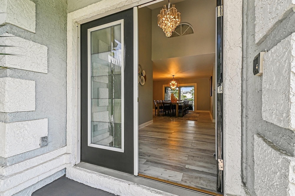8753 N. Lagoon Dr. - Waterside Oaks On Grand Lagoon 5 Bedroom Home