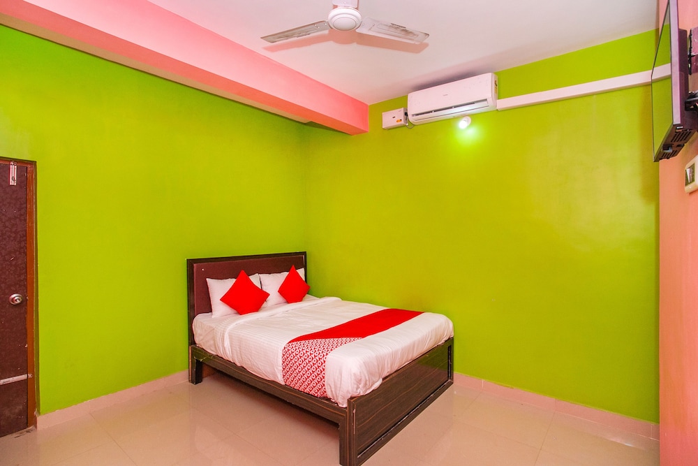 OYO 17373 Ssv Hotel view 3