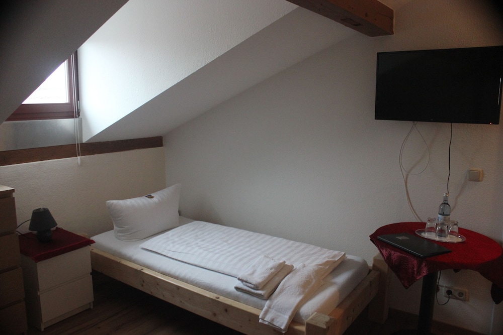 Photo 23