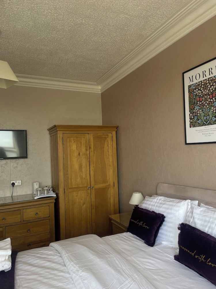 The Chateau by Mph holidays