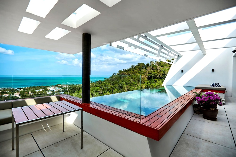 Aqua Samui Villas