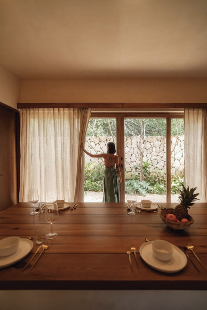 Casa Leela - M11
