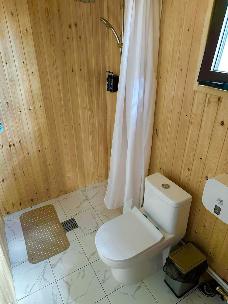 Khumug Tour Resort