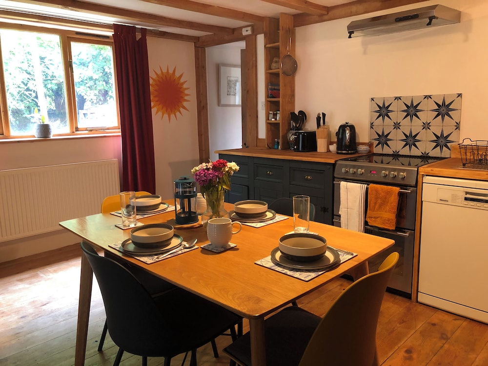 Eco-friendly Cornish Sanctuary Peaceful Location