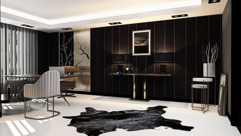 New Gate Hotel - Image 21