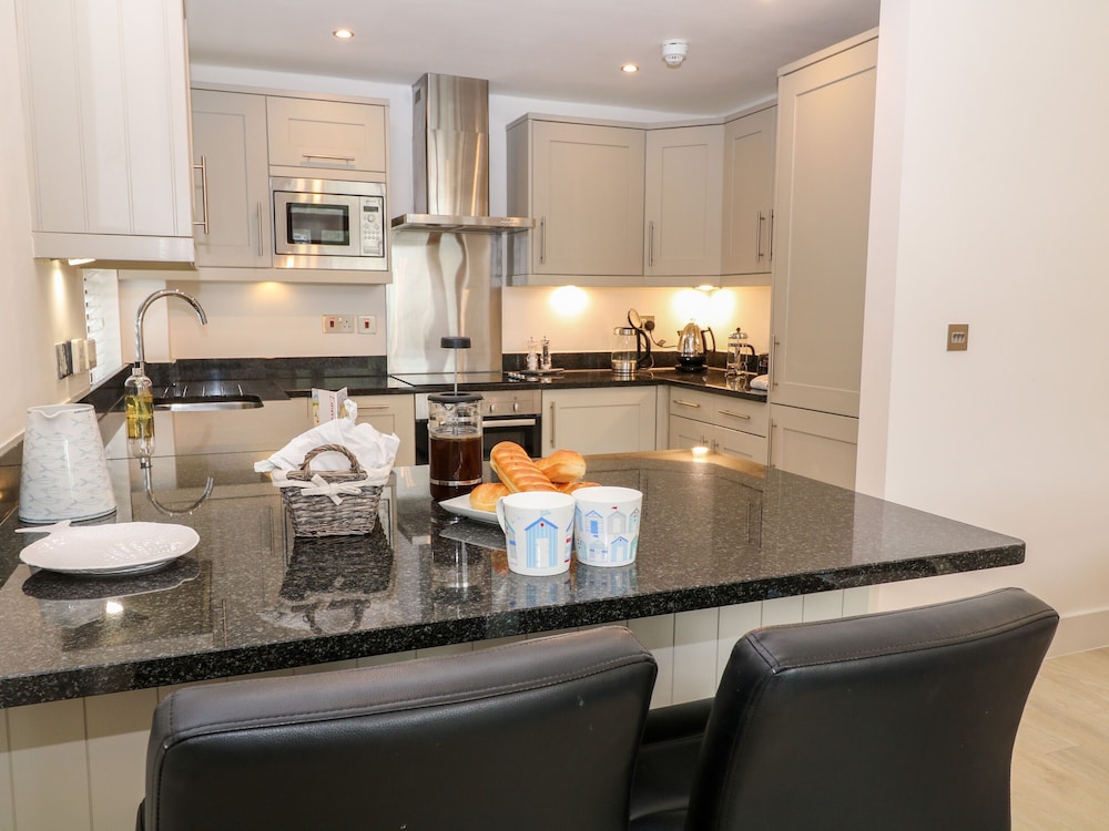 Looe Vacations - The Creekside - Property Image 9