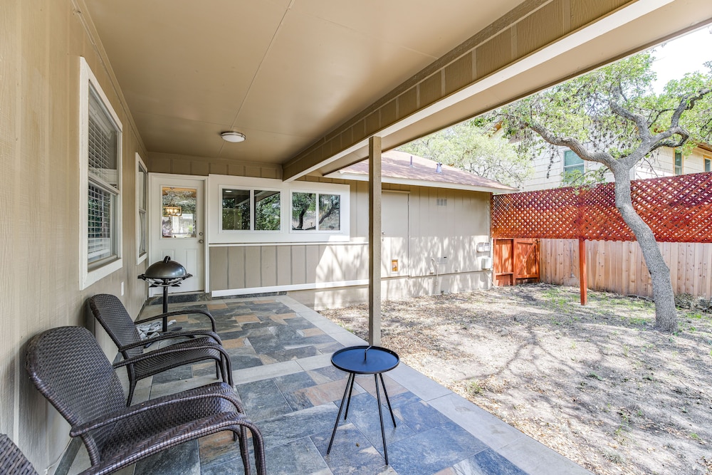 Serene San Antonio Vacation Home w/ Smart TVs view 3