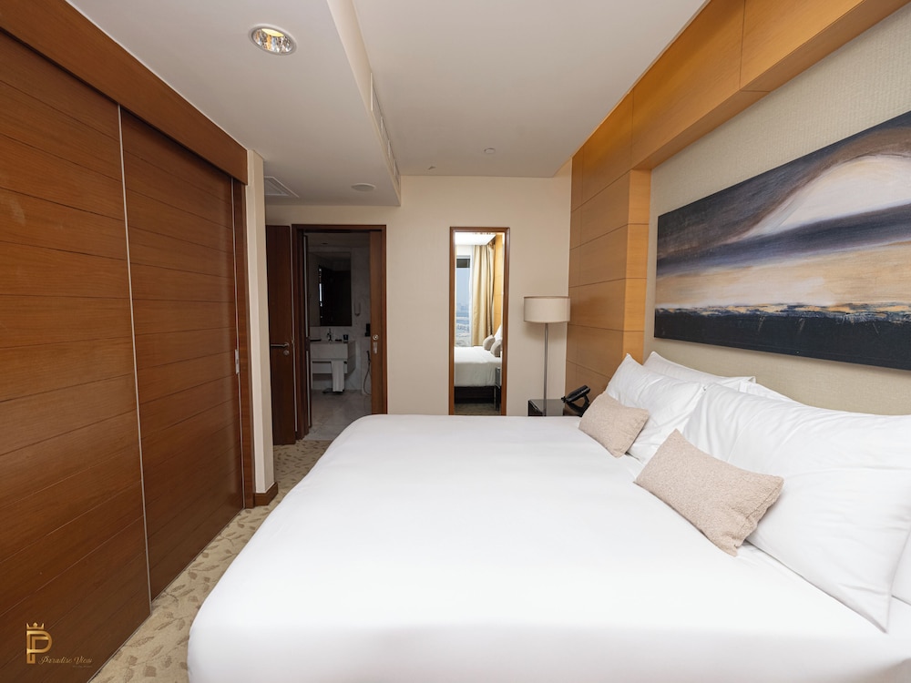 Paradise View Holiday Homes L.L.C.