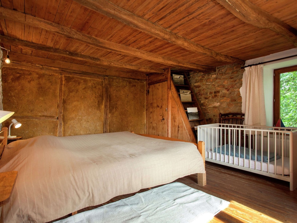 Heritage Holiday Home in Roumont view 5