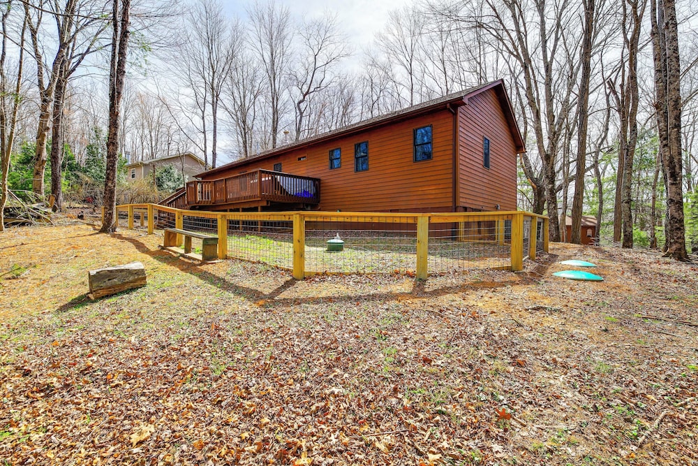 Deer River Retreat: Cabin Feel w/ Modern Touches