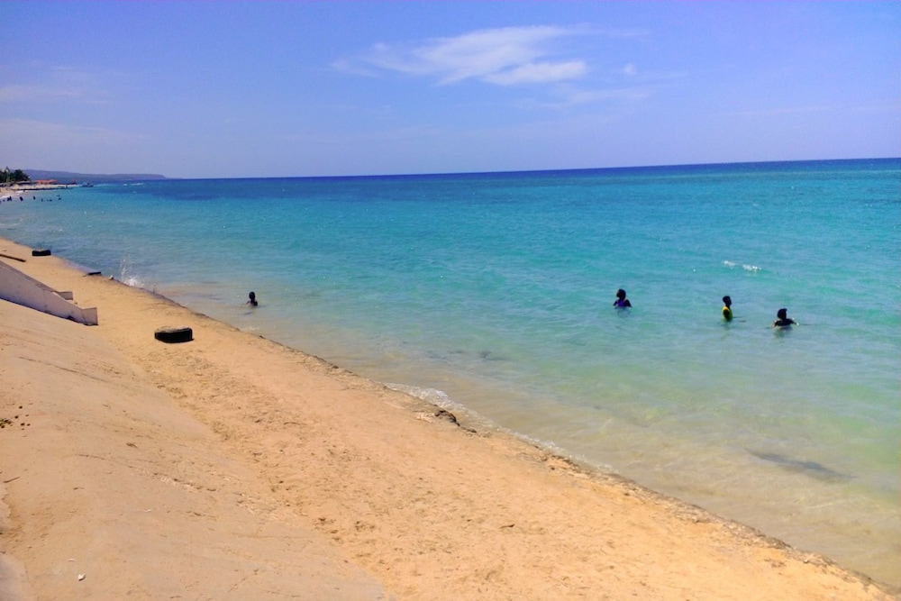 3 bdrm Town House at Runaway Bay