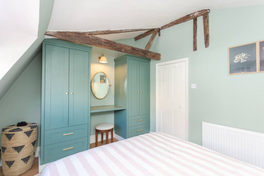 Stunning 2 Bedroom Apartment in the Heart of Chelsea