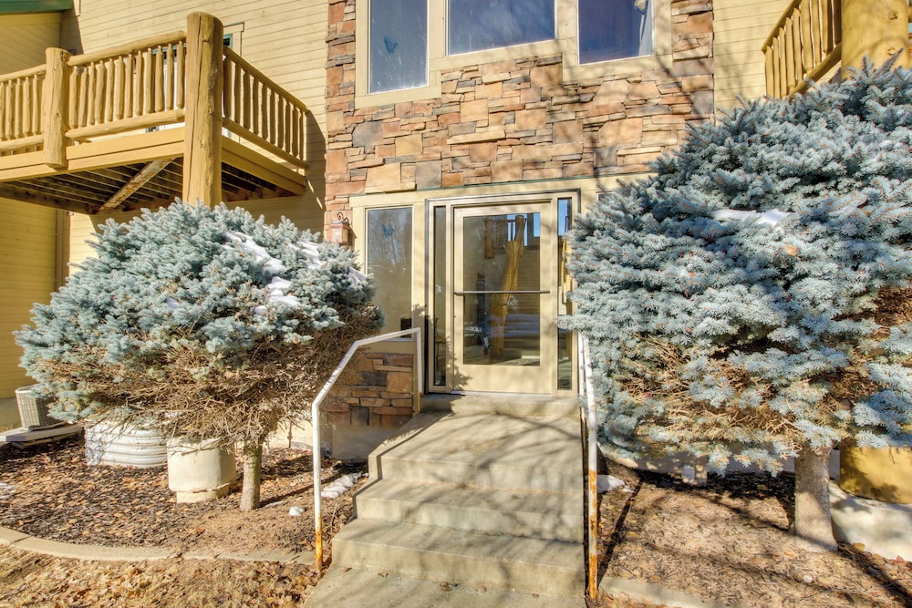 6 Mi to Powder Mtn w/ Shuttle: Cozy Eden Condo!